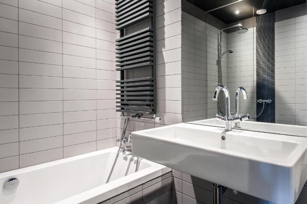 Hotel Mosaic Apartments อัมสเตอร์ดัม ภายนอก รูปภาพ
